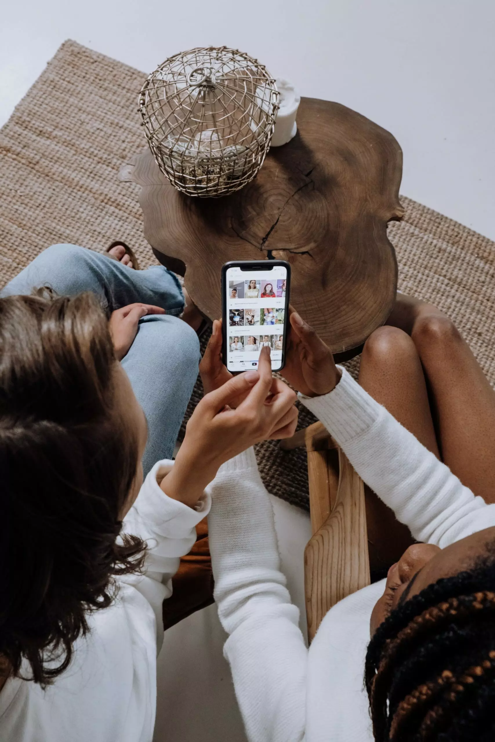 Media de fond - Agence Community Manager